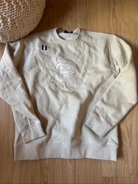 WHITESPACE St Regis Aspen Crewneck